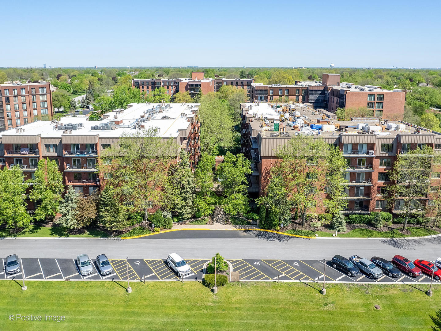123 Acacia Circle #414, Indian Head Park, IL 60525