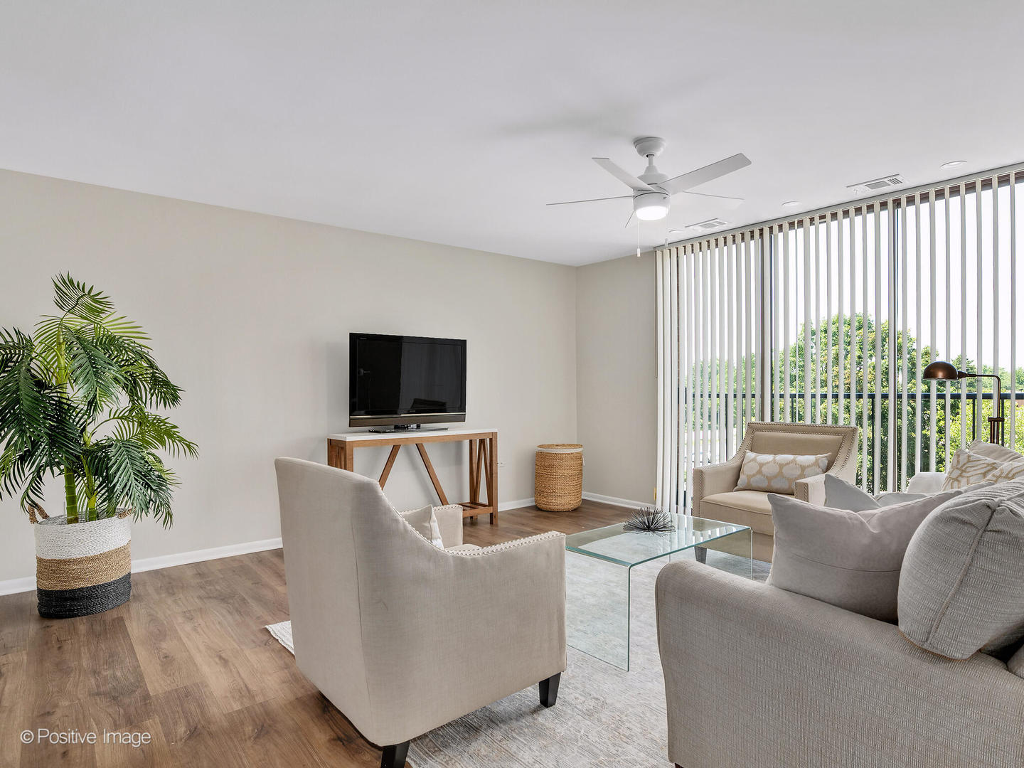 123 Acacia Circle #414, Indian Head Park, IL 60525