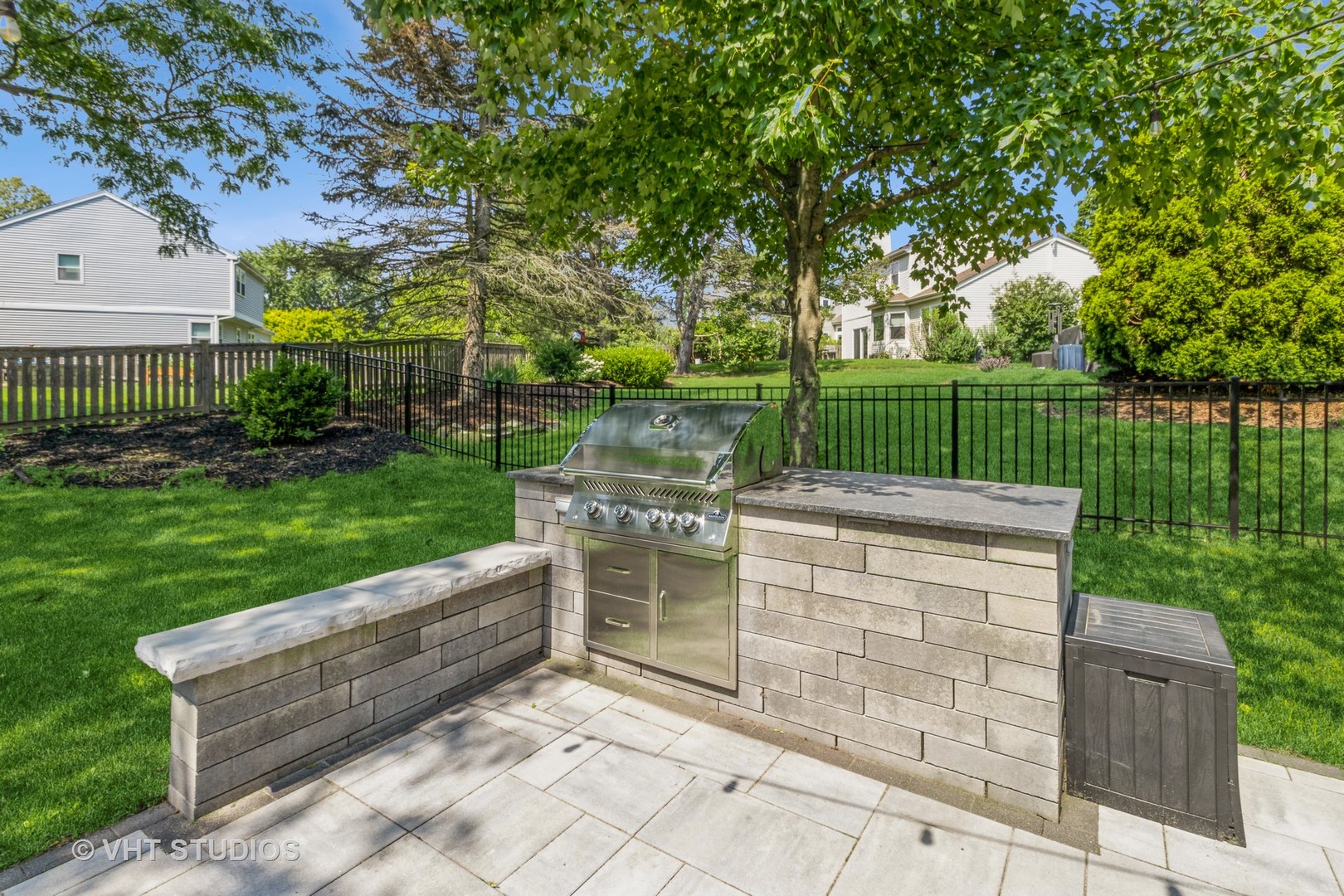 1050 Pembridge Road, Lake Zurich, IL 60047