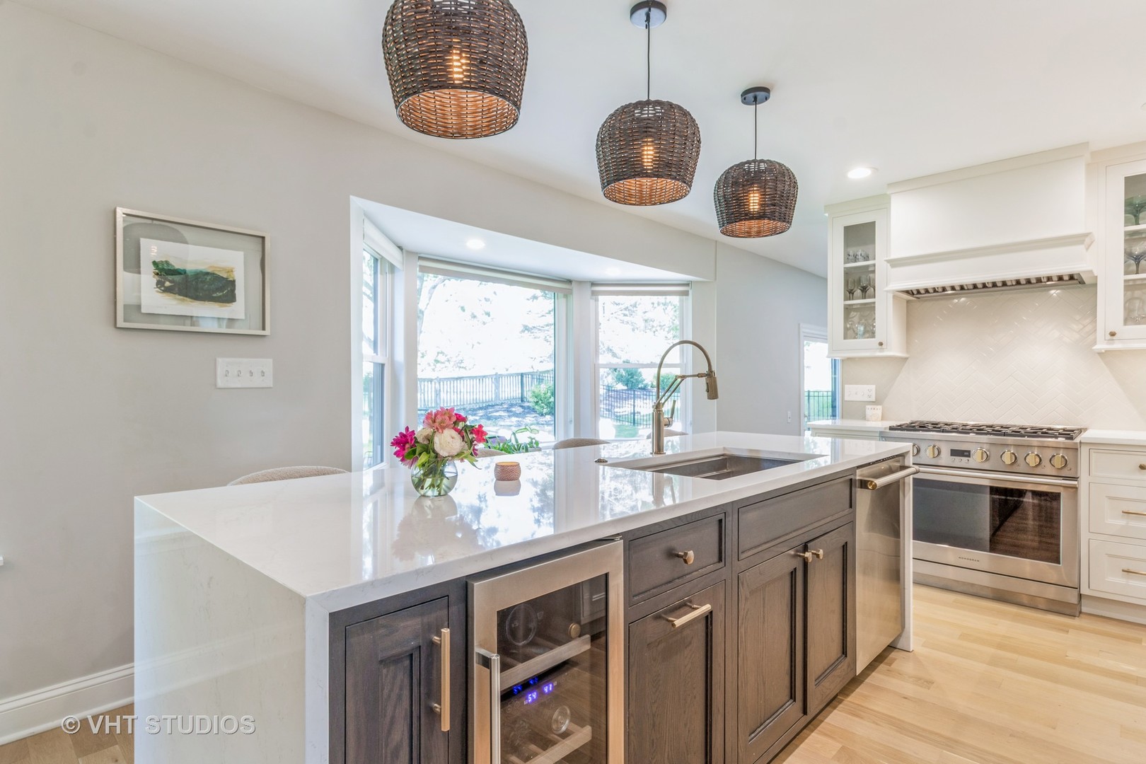 1050 Pembridge Road, Lake Zurich, IL 60047