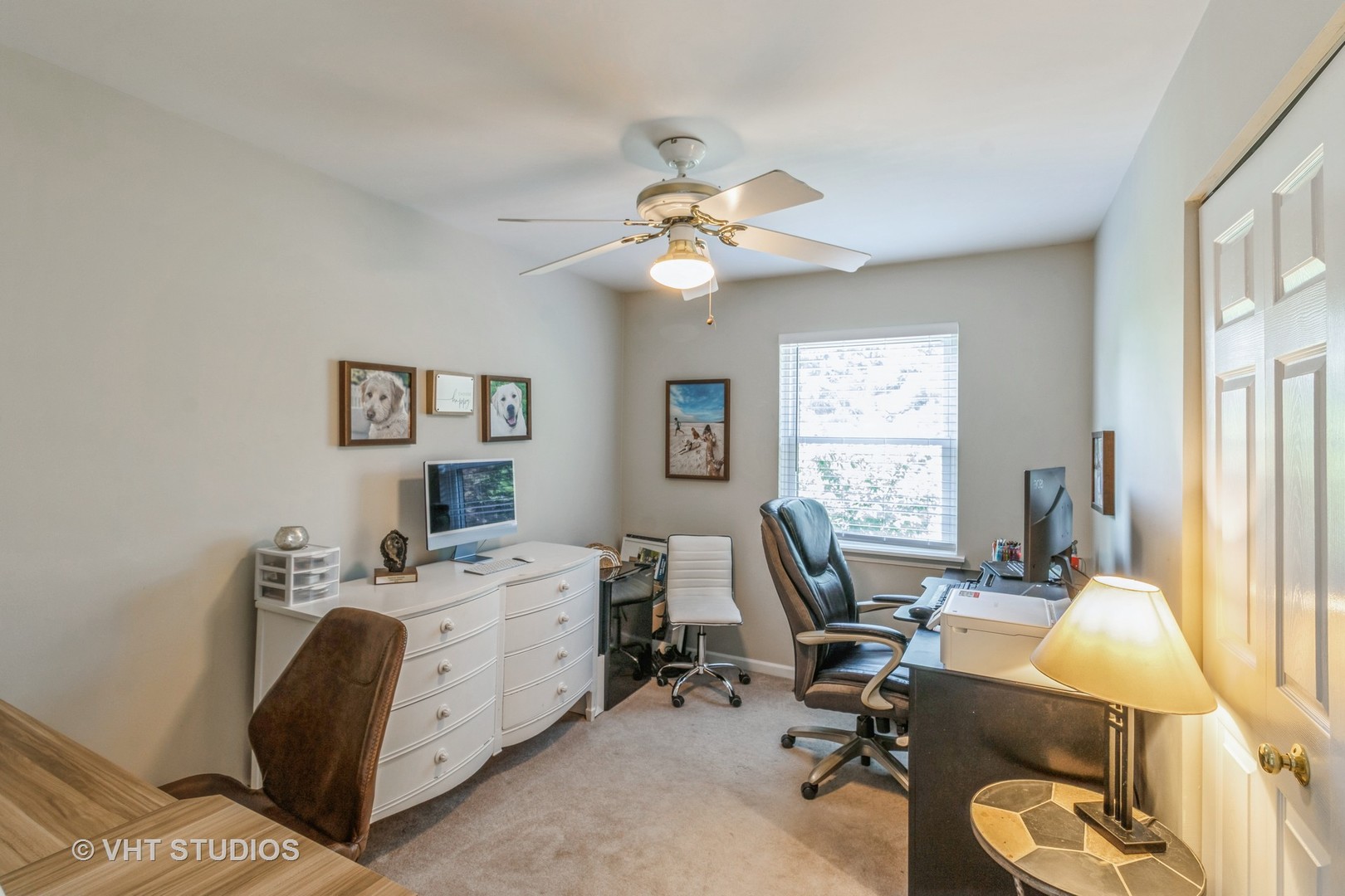 1050 Pembridge Road, Lake Zurich, IL 60047