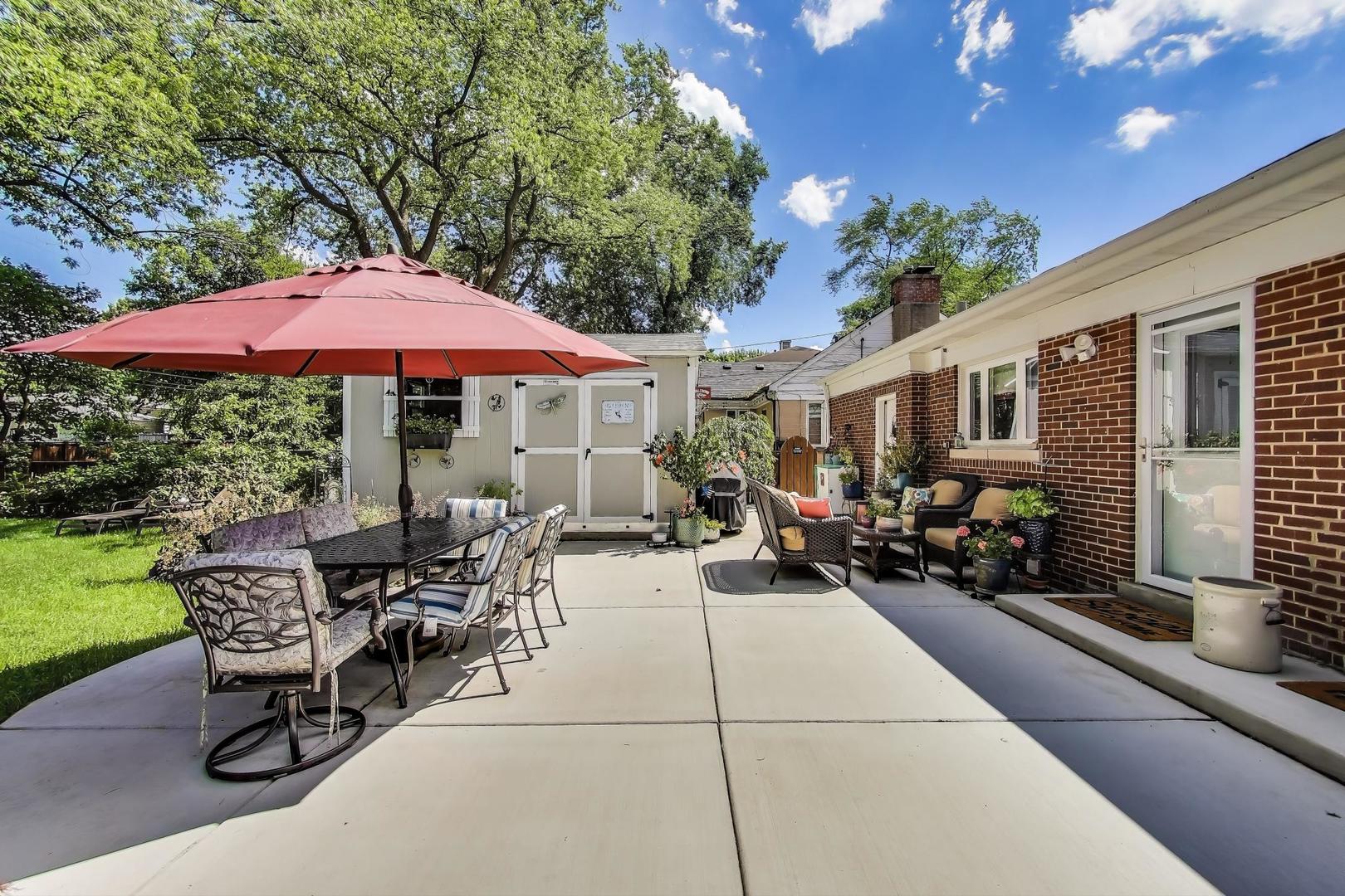723 S EVERGREEN Avenue, Arlington Heights, IL 60005