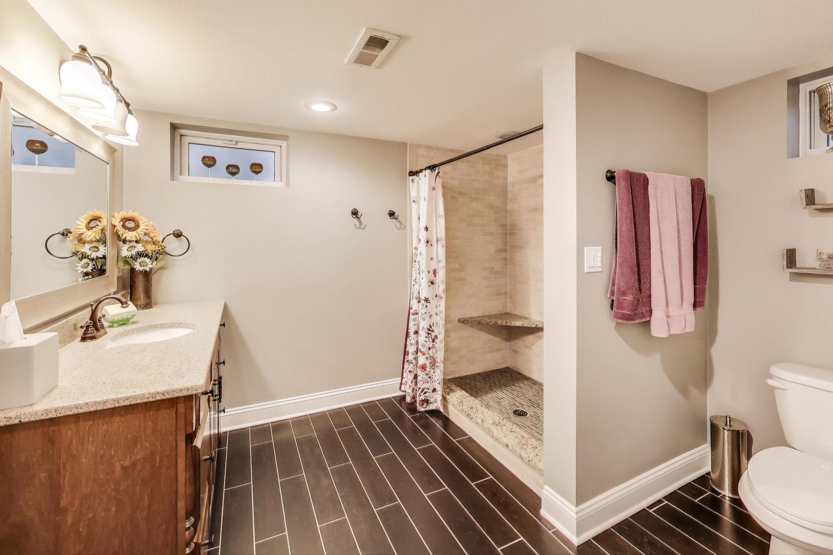 723 S EVERGREEN Avenue, Arlington Heights, IL 60005