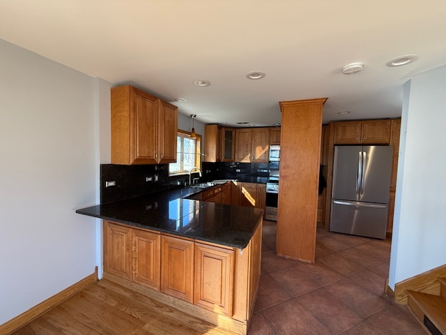 10017 S 52nd Avenue, Oak Lawn, IL 60453
