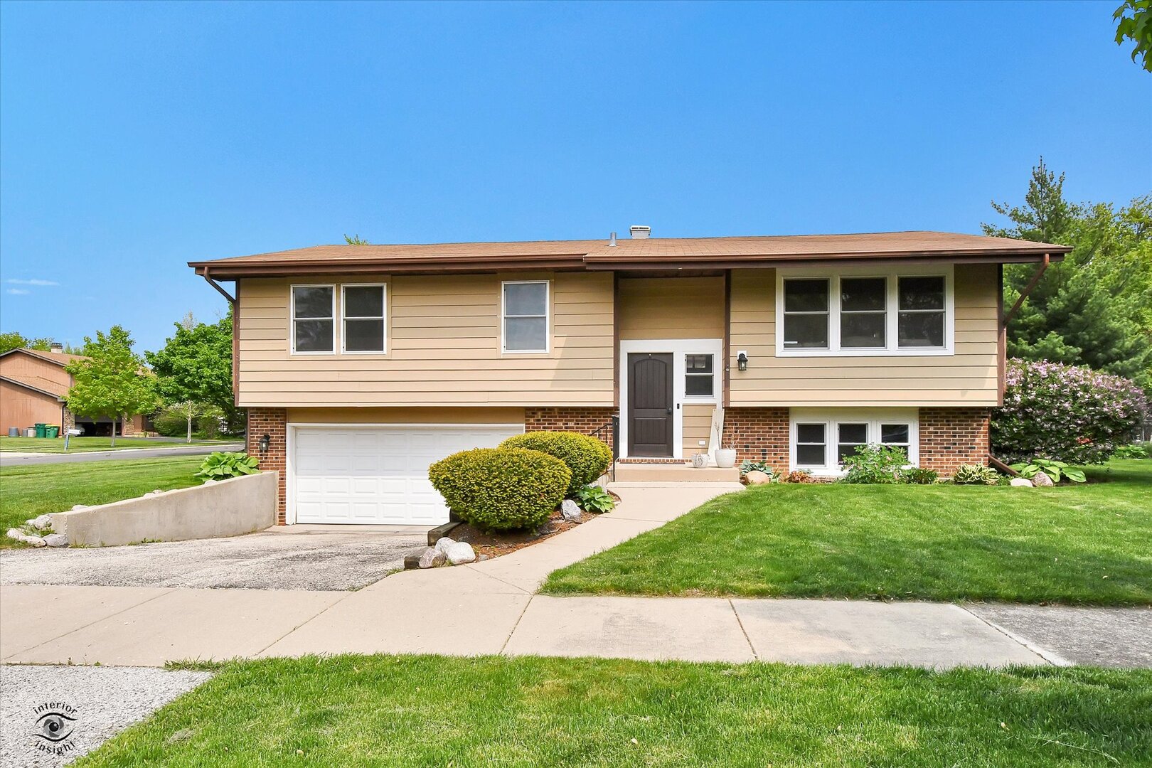 99 Mayer Avenue, Wheeling, IL 60090