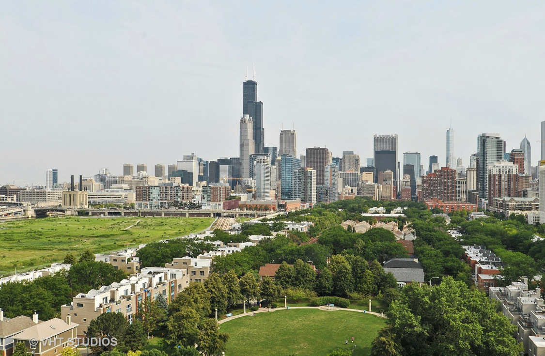 1530 S State Street #604, Chicago, IL 60605
