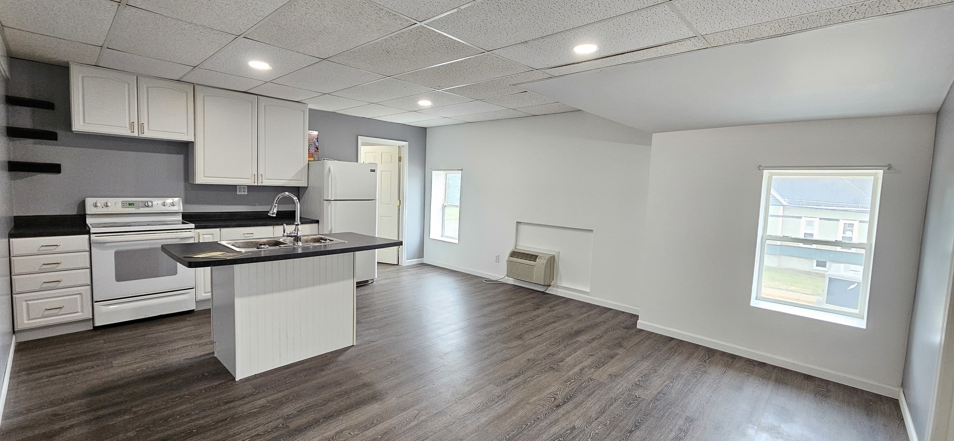 400 N Main Street #B, Princeton, IL 61356