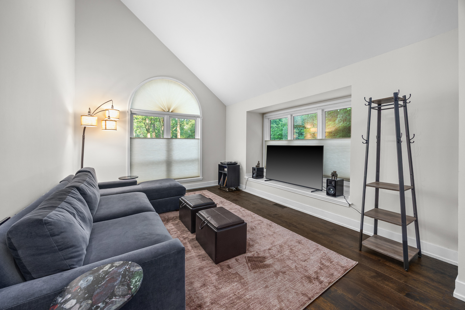 2728 Burton Court, Westchester, IL 60154