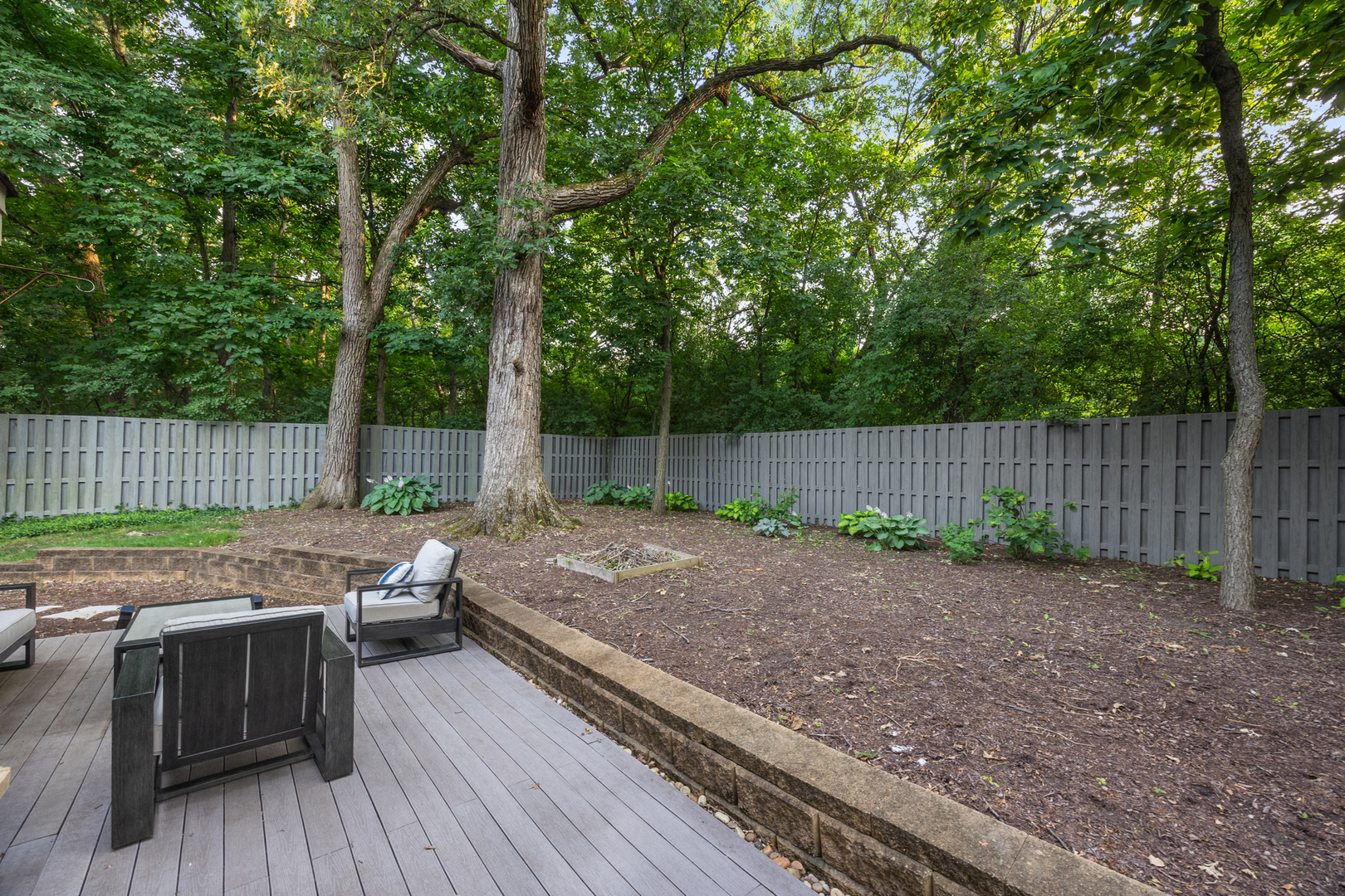 2728 Burton Court, Westchester, IL 60154