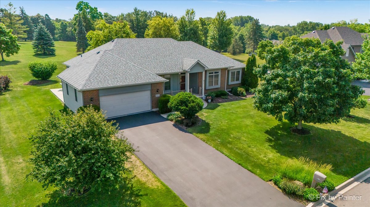 971 Teton Drive, Woodstock, IL 60098