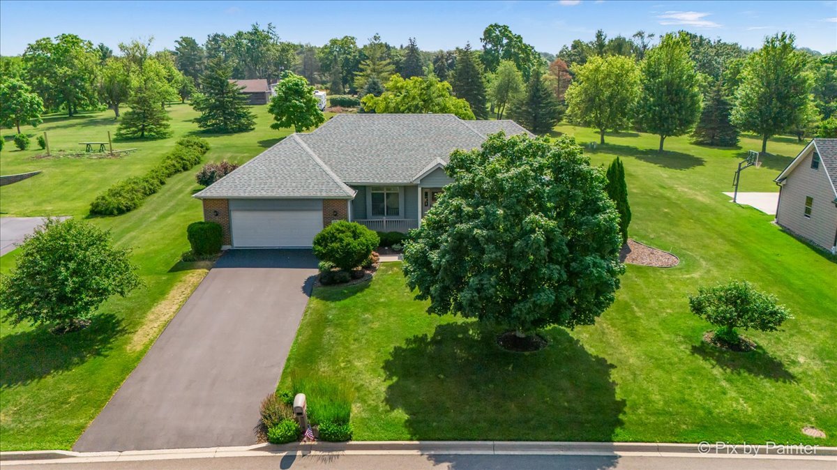 971 Teton Drive, Woodstock, IL 60098