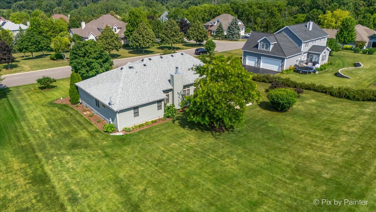 971 Teton Drive, Woodstock, IL 60098