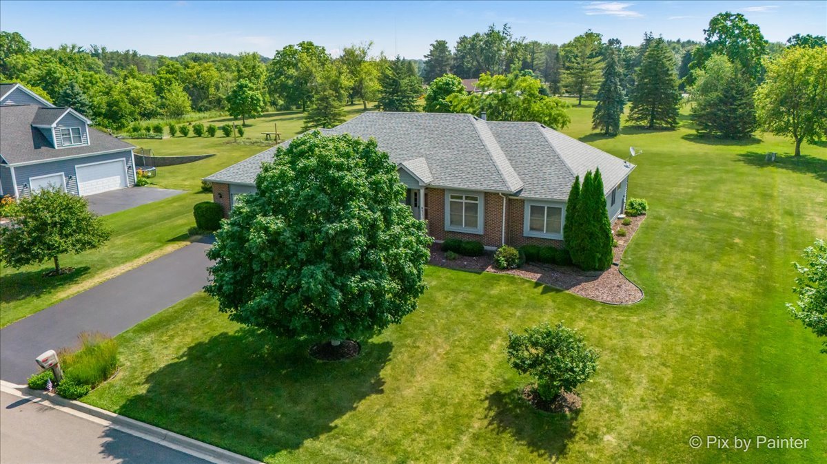 971 Teton Drive, Woodstock, IL 60098