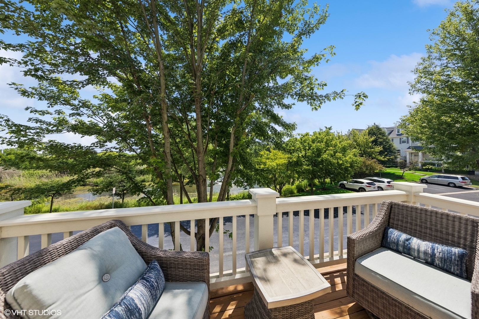126 Goldenhill Street, Carol Stream, IL 60188