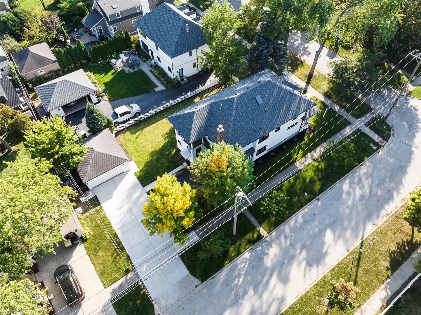 415 N Haddow Avenue, Arlington Heights, IL 60004