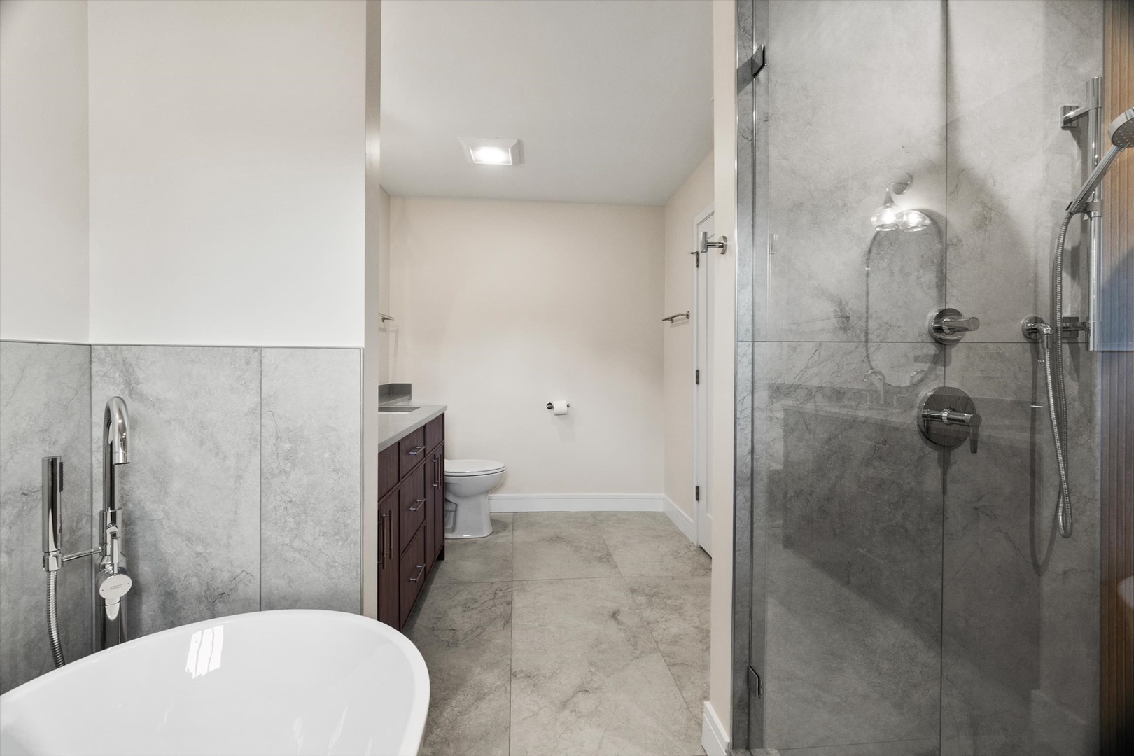 415 N Haddow Avenue, Arlington Heights, IL 60004