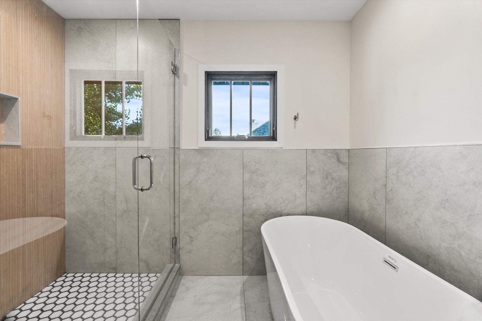 415 N Haddow Avenue, Arlington Heights, IL 60004