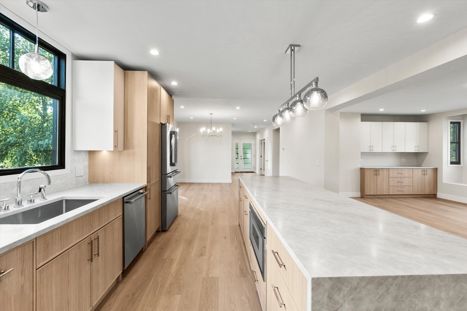 415 N Haddow Avenue, Arlington Heights, IL 60004