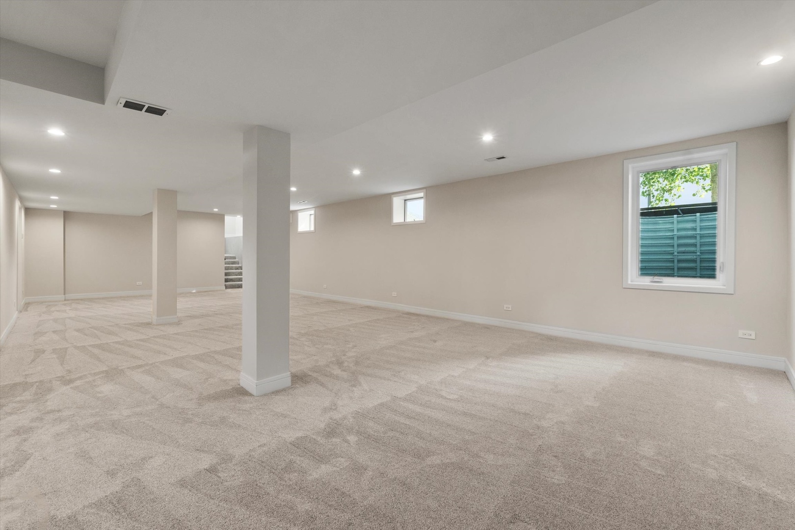 415 N Haddow Avenue, Arlington Heights, IL 60004