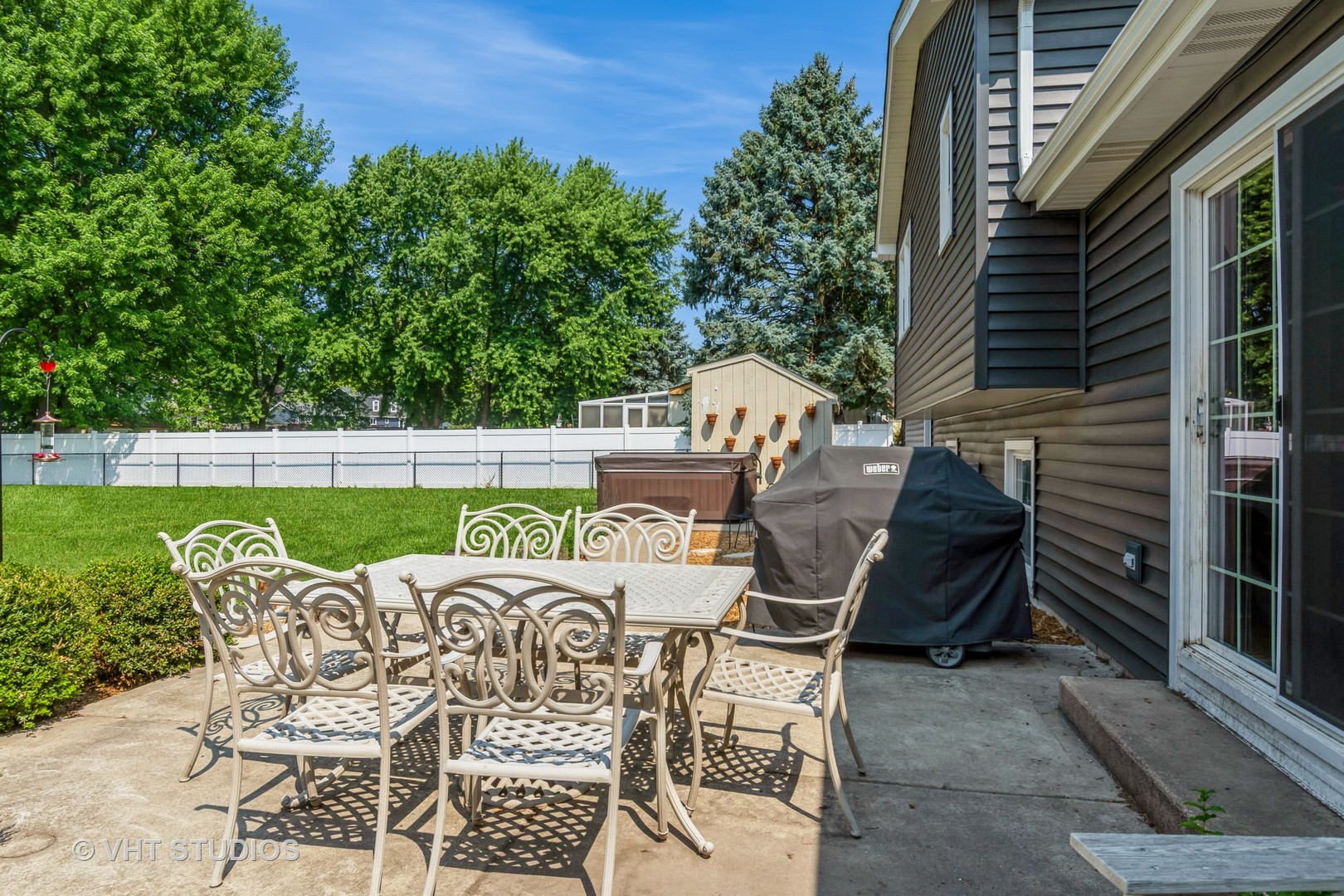 11S502 WALTER Lane, Naperville, IL 60564