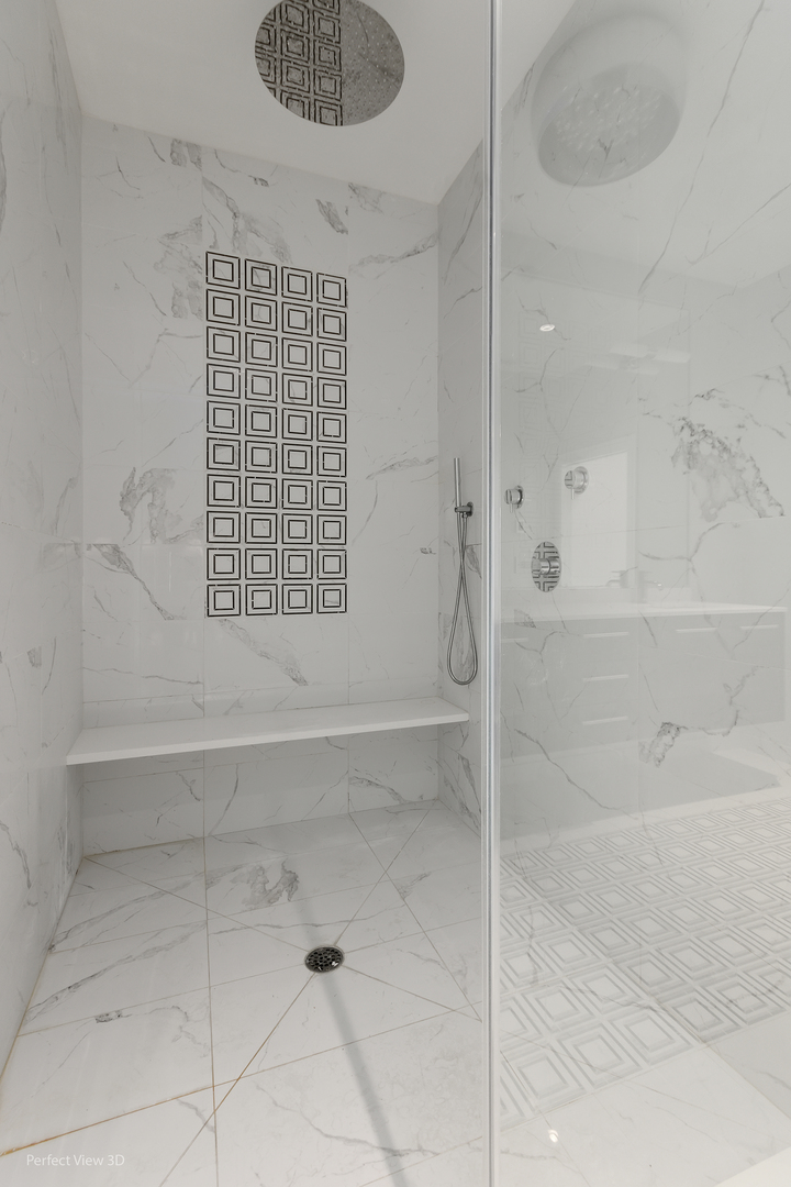2409 W BERENICE Avenue #401, Chicago, IL 60618