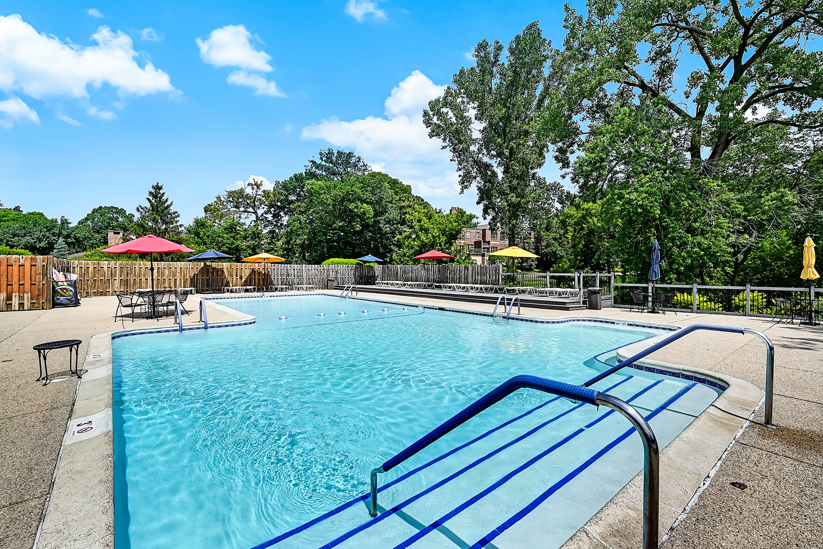 1409 Burr Oak Road #414A, Hinsdale, IL 60521