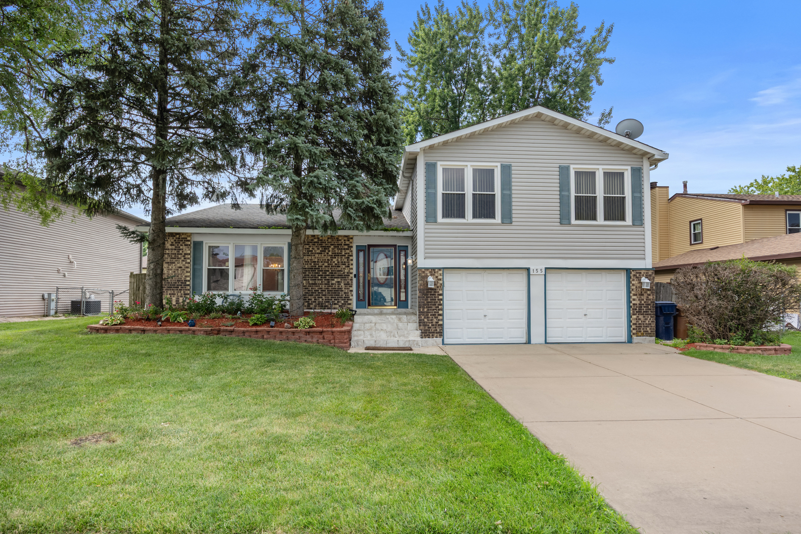 155 Hesterman Drive, Glendale Heights, IL 60139