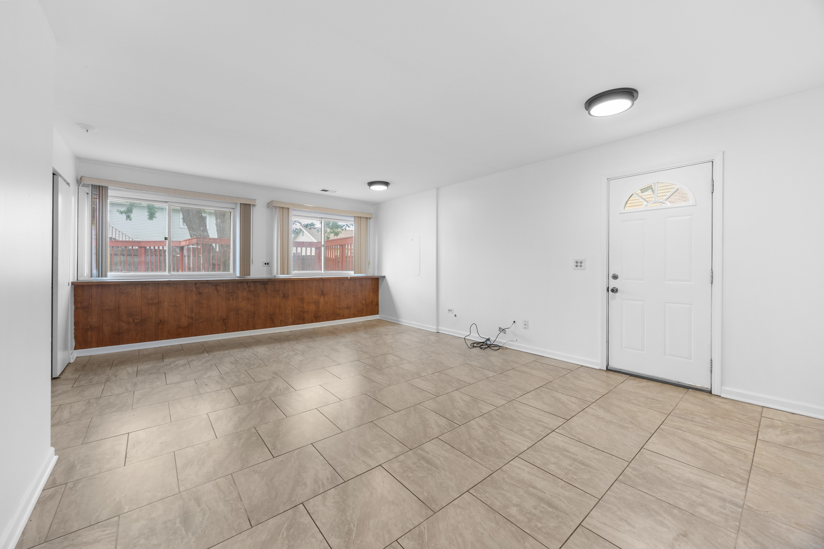 155 Hesterman Drive, Glendale Heights, IL 60139