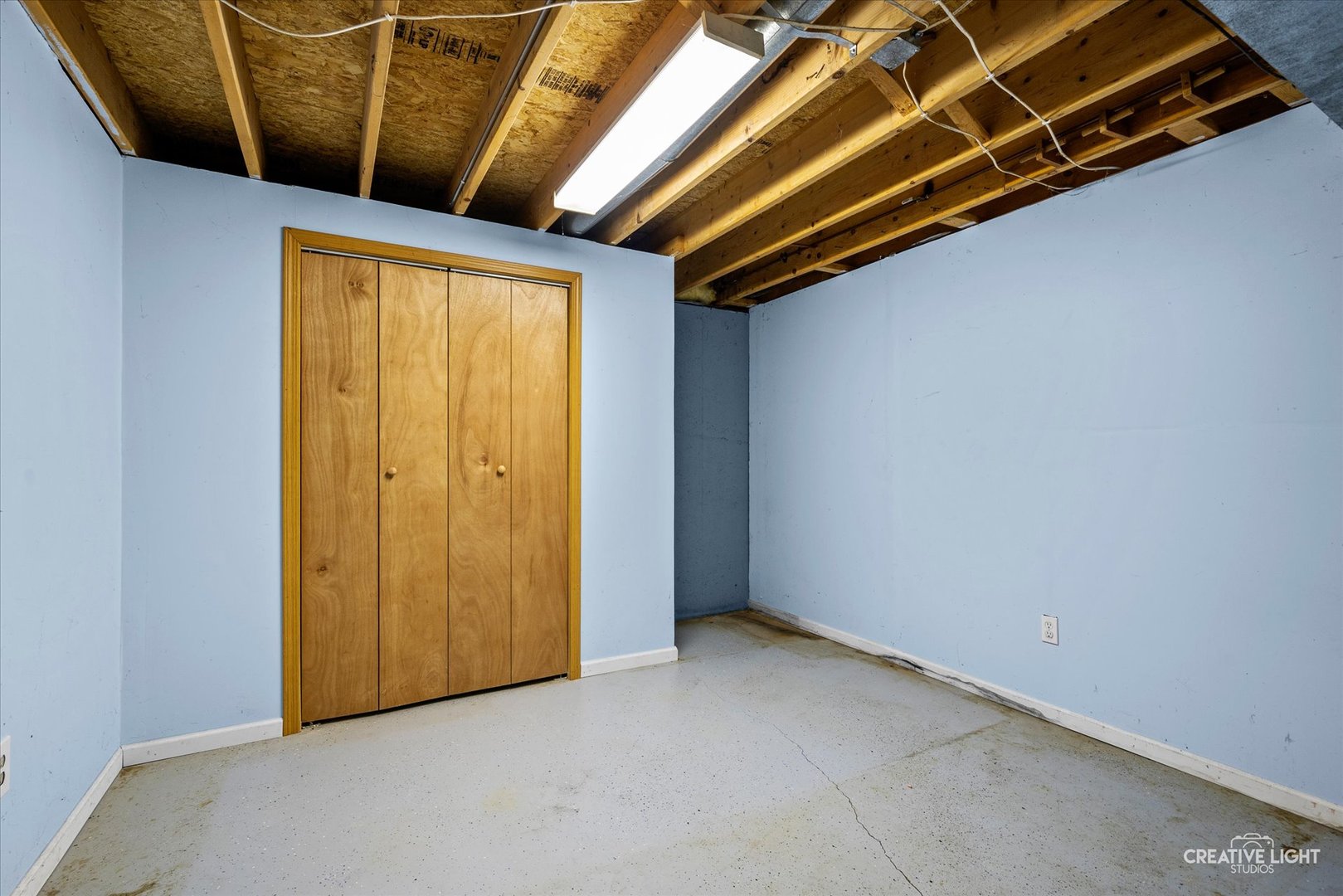 1481 #B Collins Road, Oswego, IL 60543