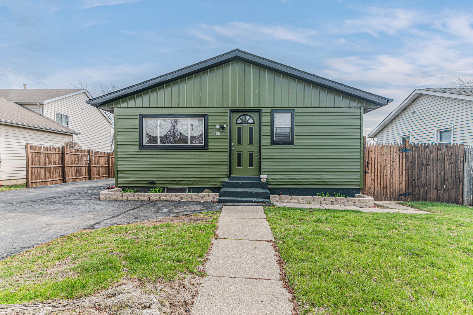 2105 Prospect Avenue, North Chicago, IL 60064