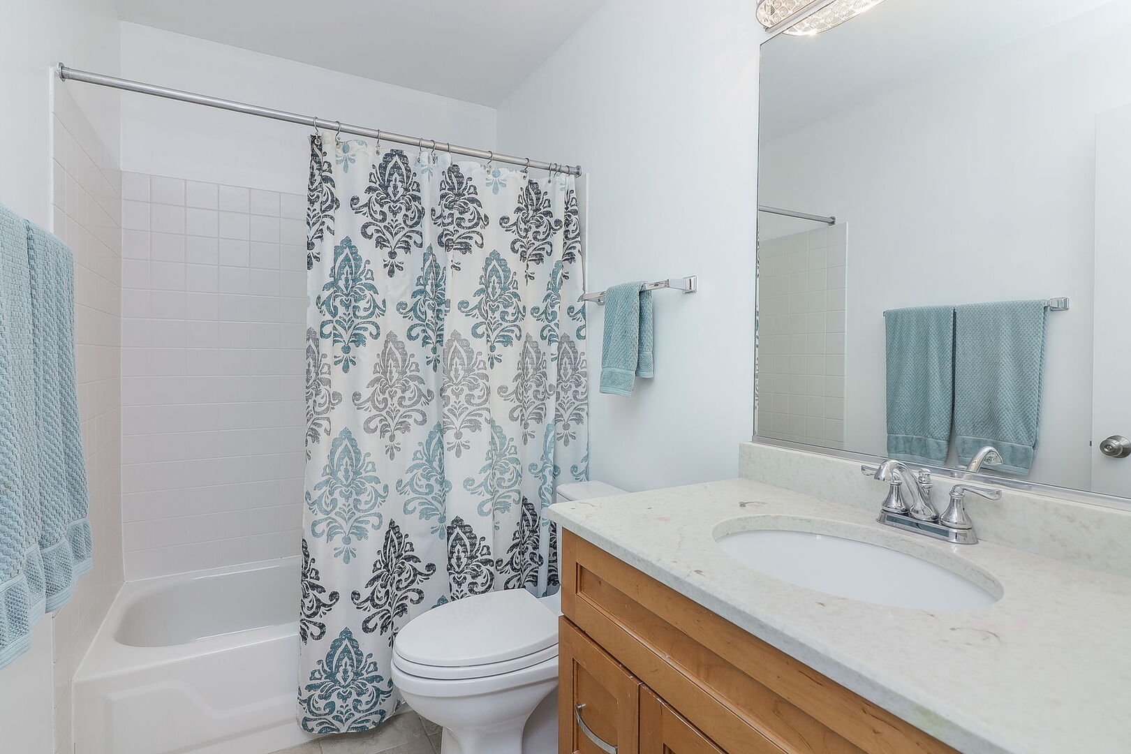 1716 Tamahawk Lane, Naperville, IL 60564