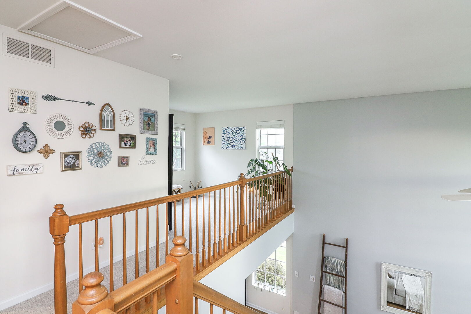 1716 Tamahawk Lane, Naperville, IL 60564