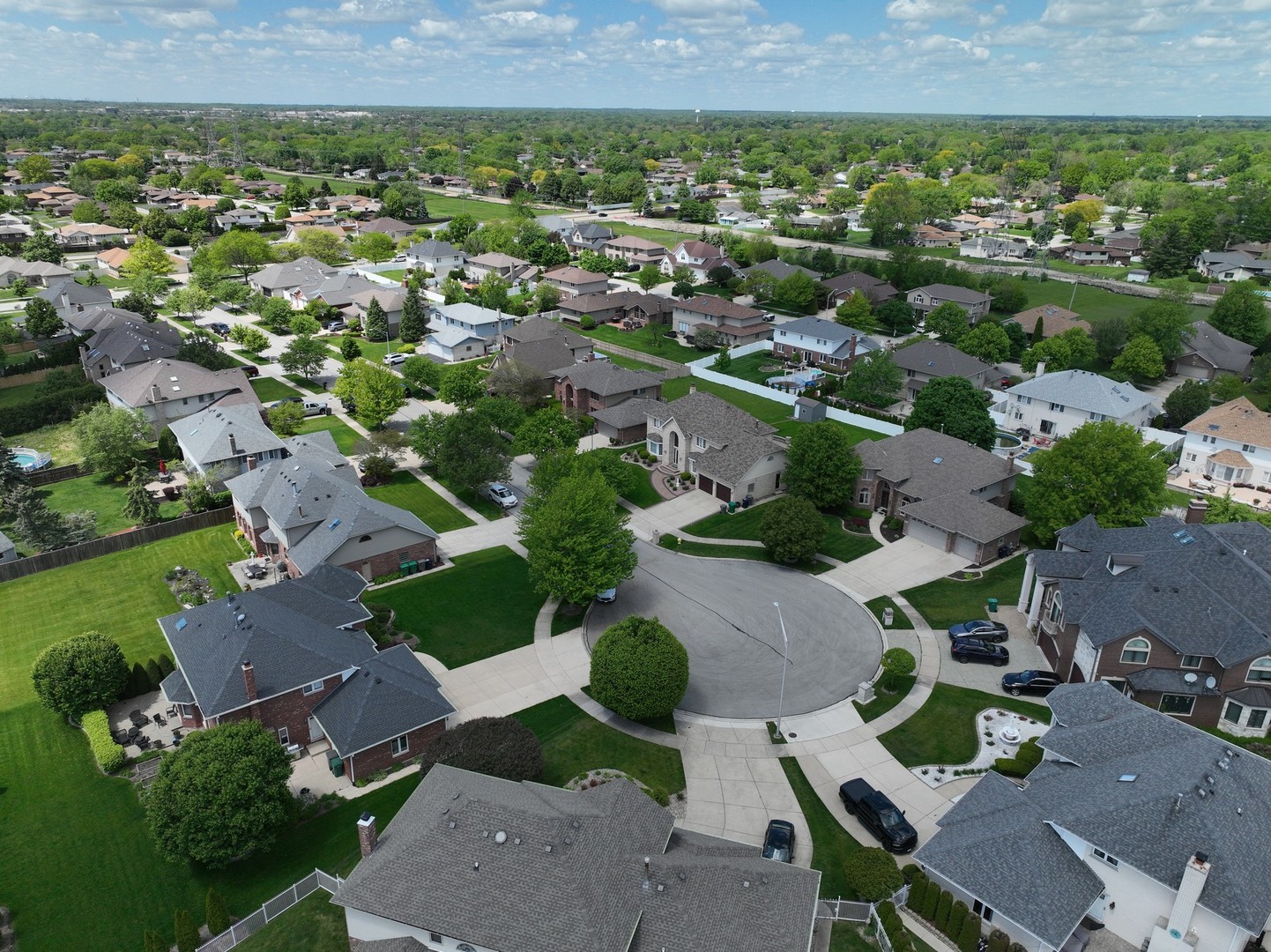 7825 Braeloch Court, Orland Park, IL 60462