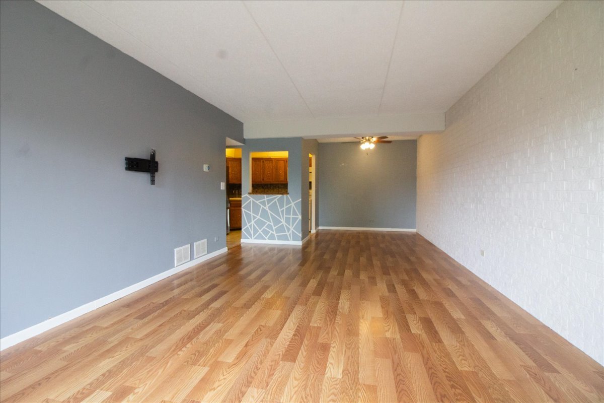 1424 Woodbridge Road #2C, Joliet, IL 60436