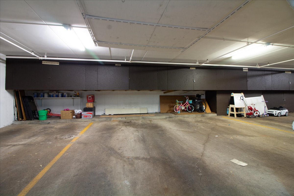 1424 Woodbridge Road #2C, Joliet, IL 60436