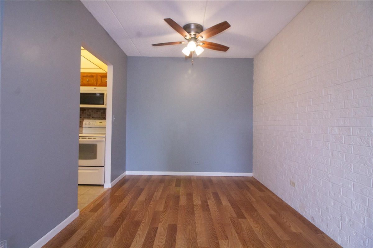 1424 Woodbridge Road #2C, Joliet, IL 60436