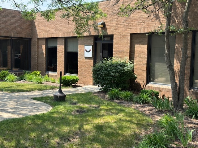 4255 Westbrook Drive #207, Aurora, IL 60504