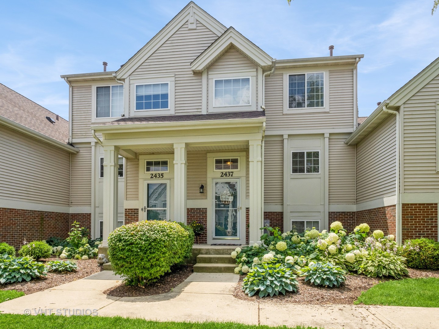 2437 Daybreak Court #2437, Elgin, IL 60123