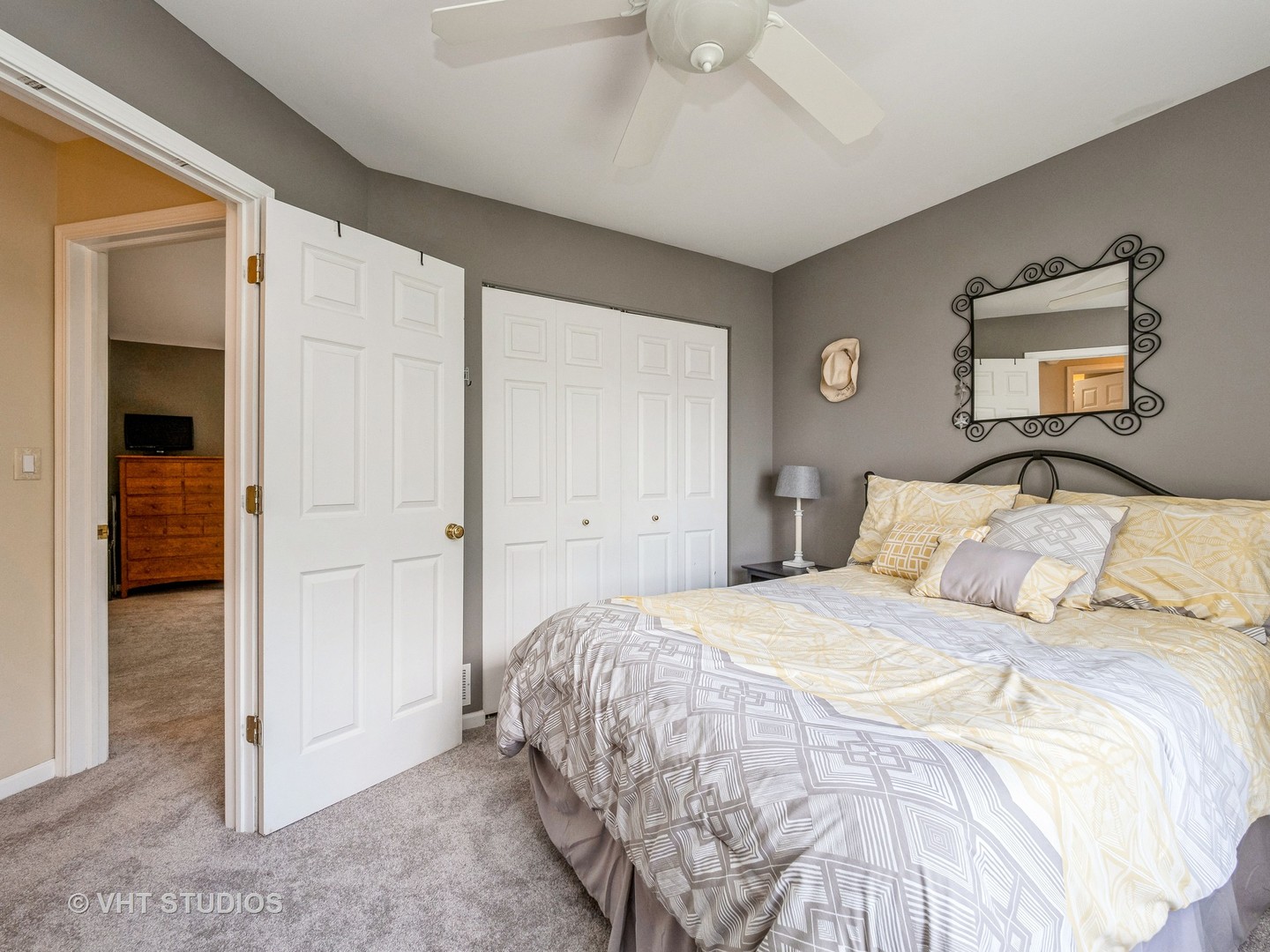 2437 Daybreak Court #2437, Elgin, IL 60123