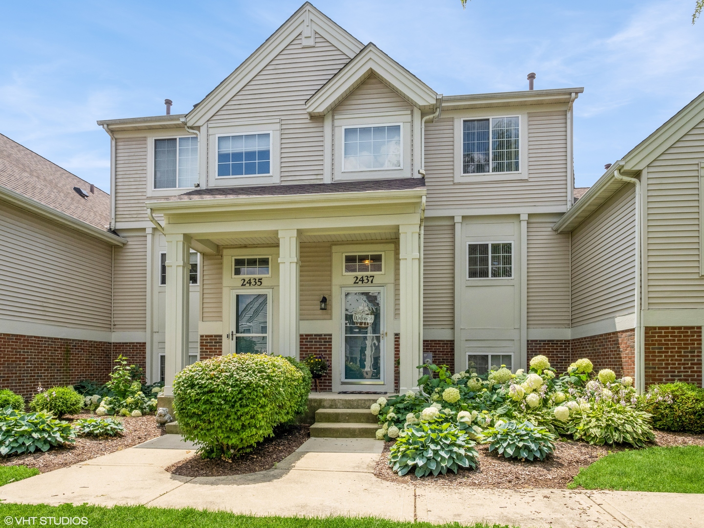 2437 Daybreak Court #2437, Elgin, IL 60123