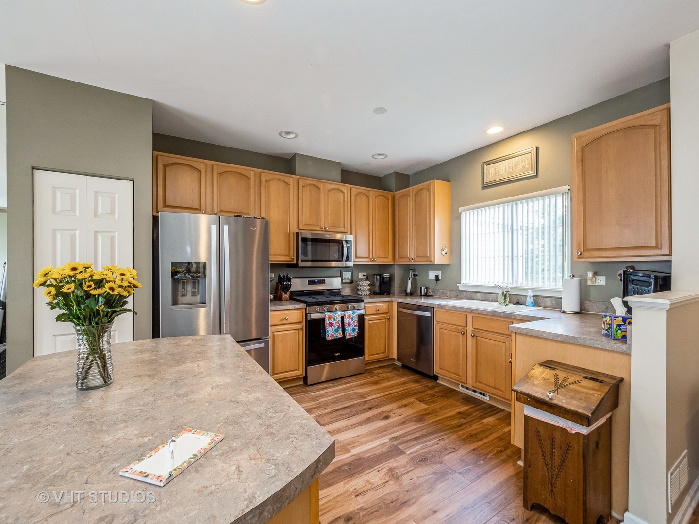 2437 Daybreak Court #2437, Elgin, IL 60123