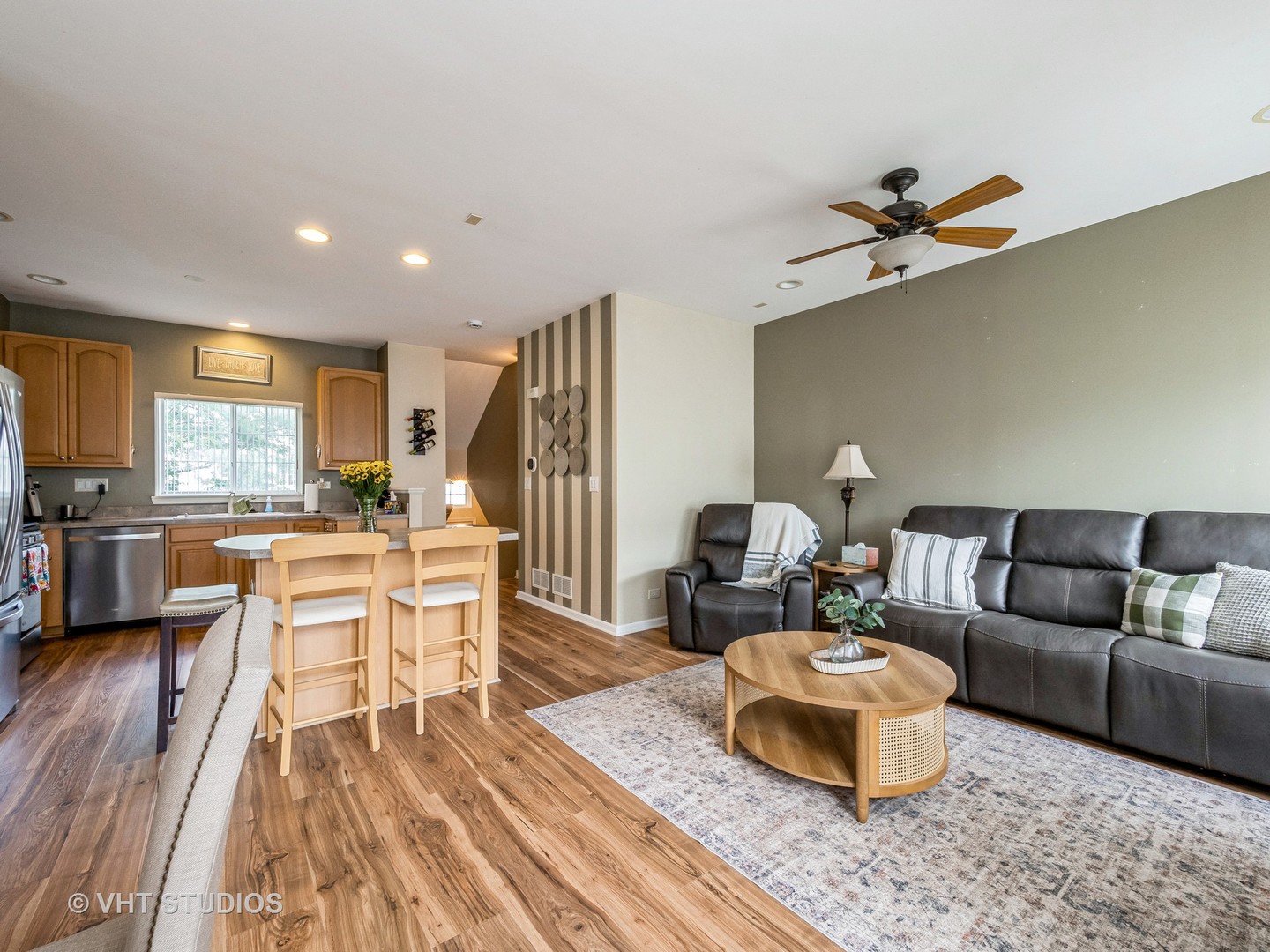 2437 Daybreak Court #2437, Elgin, IL 60123