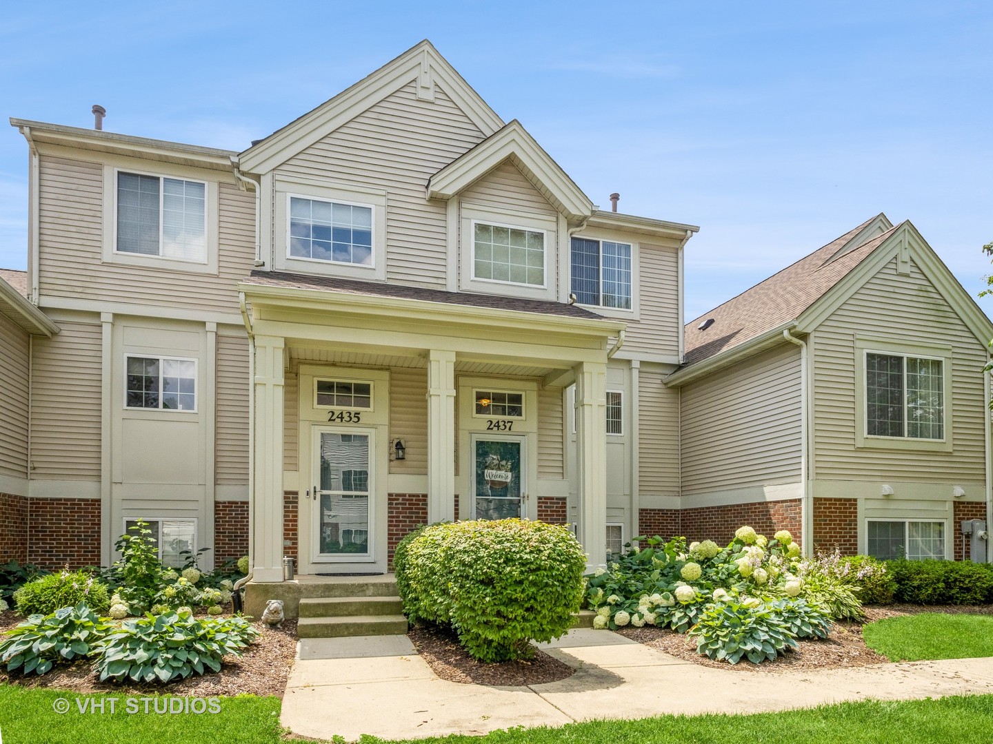 2437 Daybreak Court #2437, Elgin, IL 60123