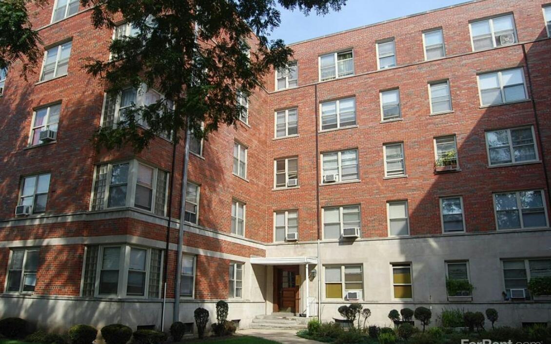 2600 W Berwyn Avenue #503, Chicago, IL 60625