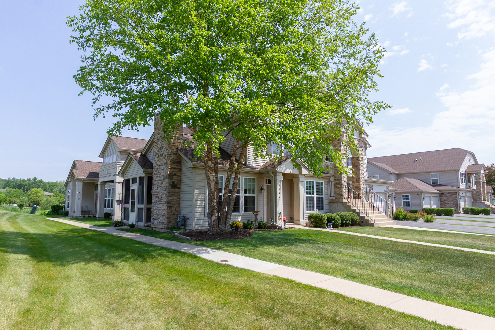 2746 Acorn Court #2746, West Dundee, IL 60118