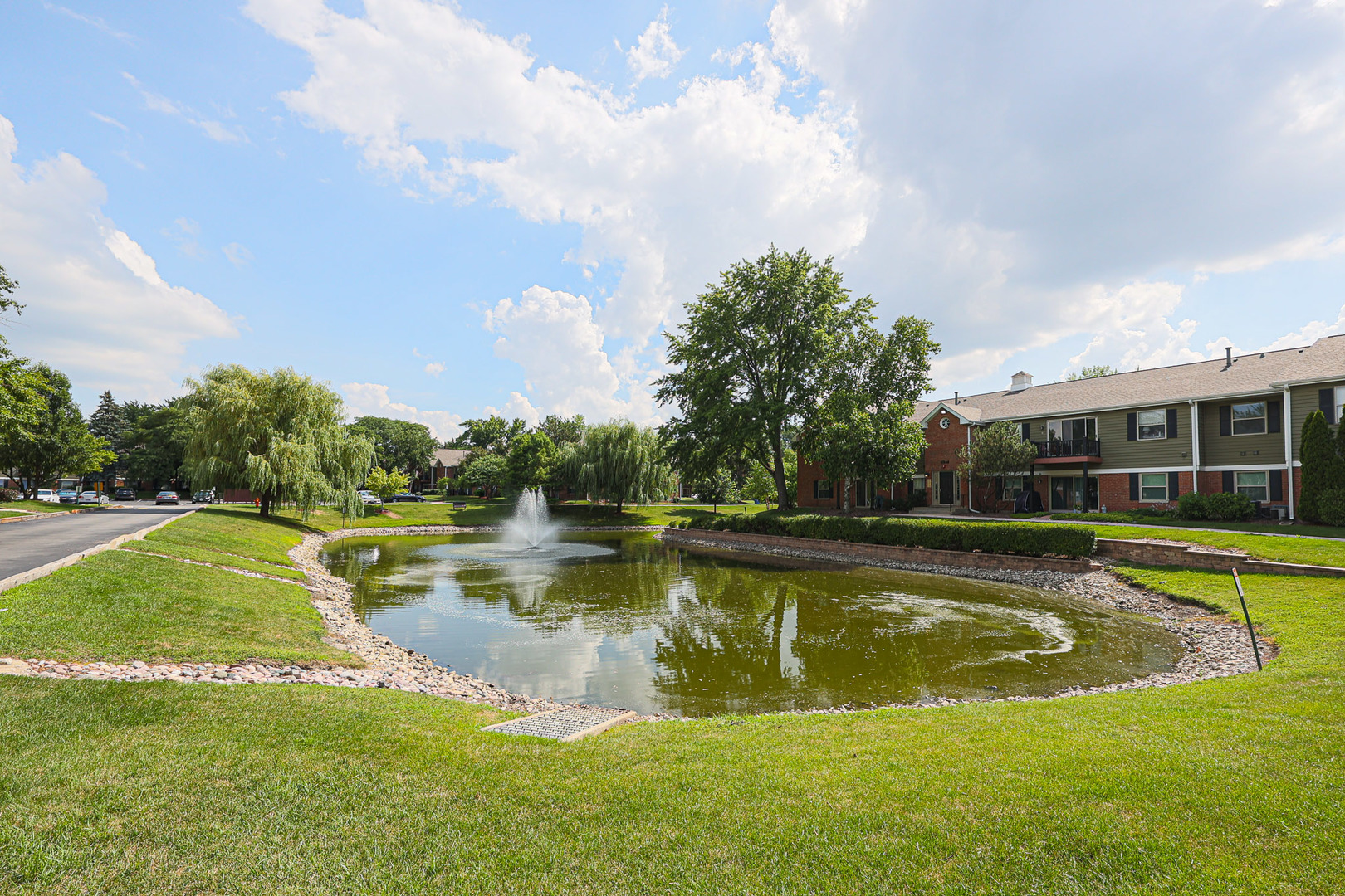 1340 Mc Dowell Road #104, Naperville, IL 60563