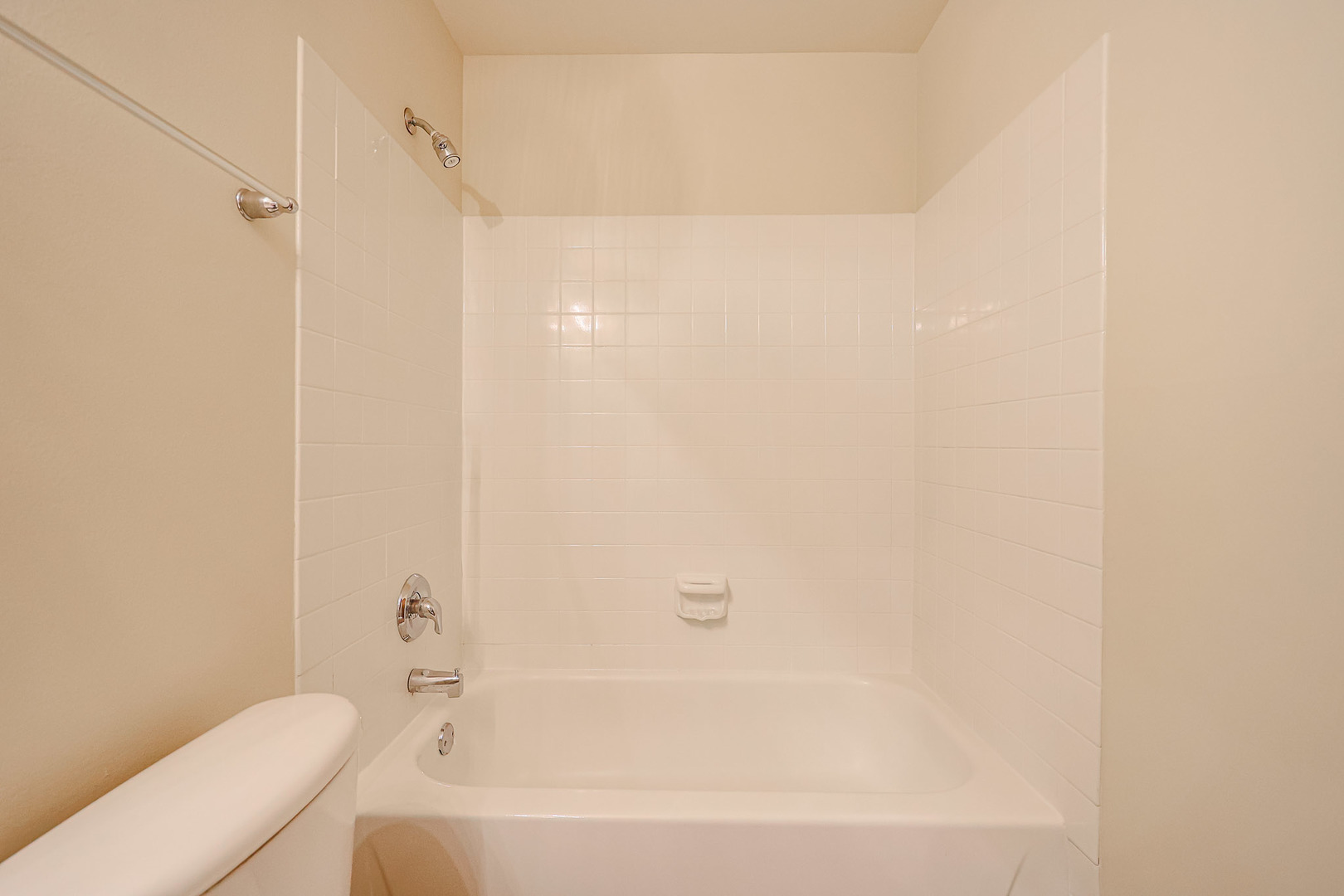 1340 Mc Dowell Road #104, Naperville, IL 60563