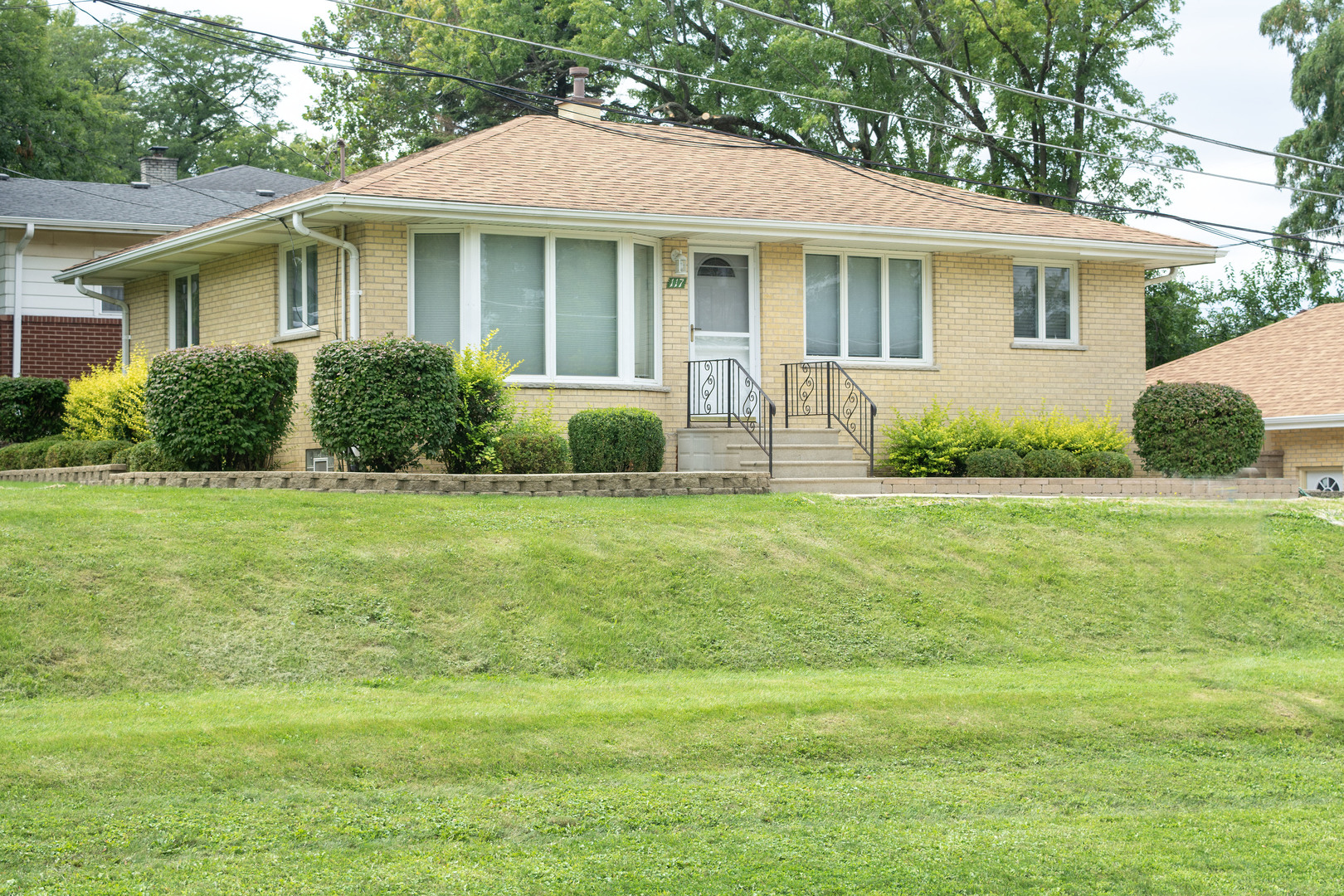 117 Daggett Avenue, Lockport, IL 60441