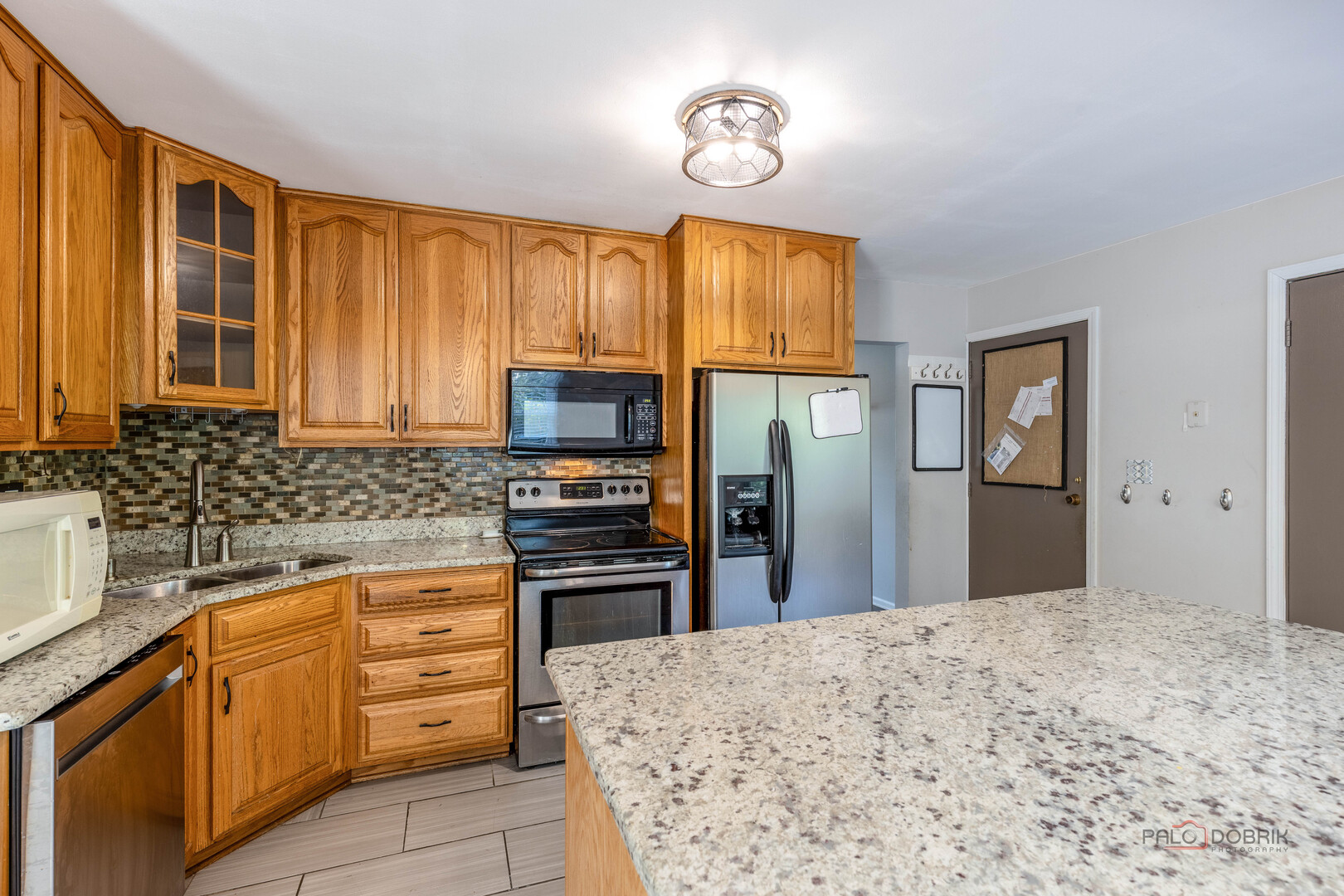 697 Hickory Drive, Buffalo Grove, IL 60089