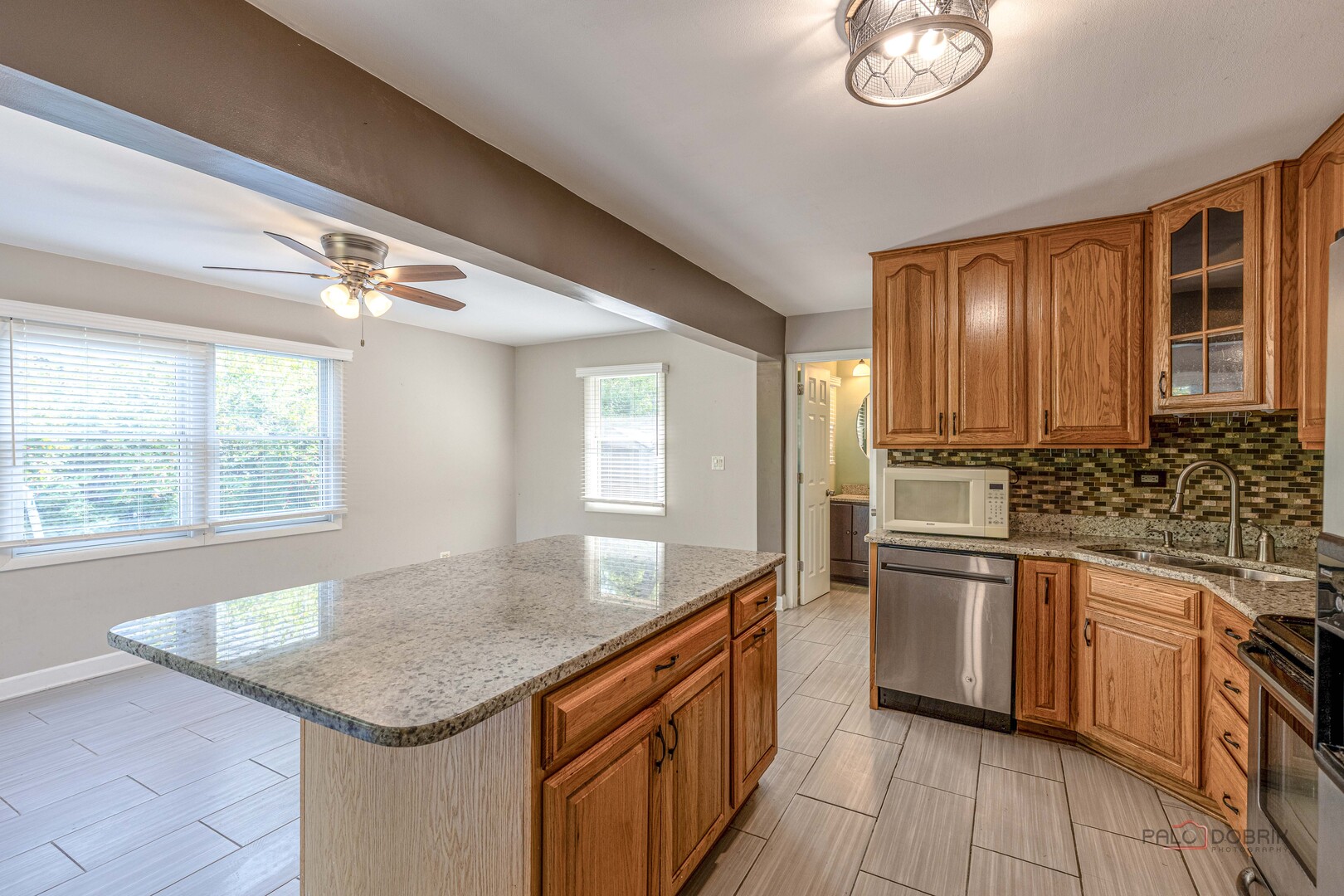 697 Hickory Drive, Buffalo Grove, IL 60089